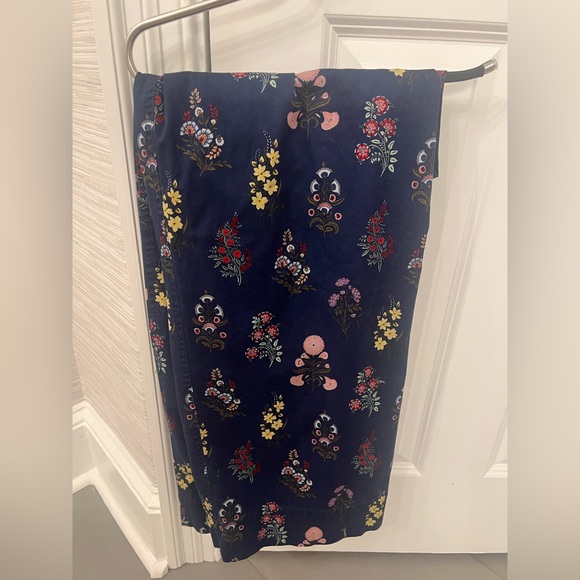 Talbots Block Print Chinos - Picture 3 of 3